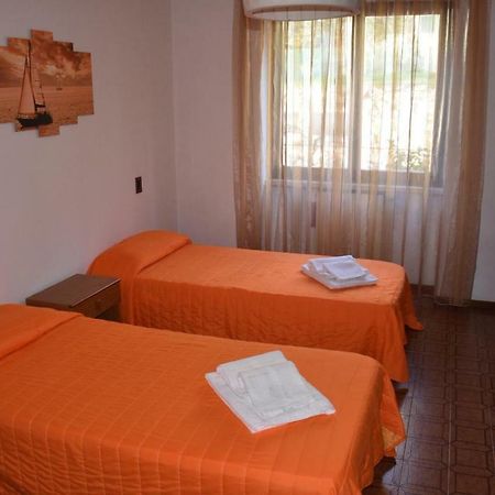 Casa Vacanze Ester Brenzone sul Garda Ngoại thất bức ảnh
